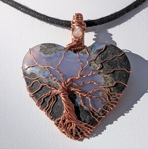 Heart-Shaped Copper Wire Wrapped Pendant Necklace Moss Agate Gemstone
